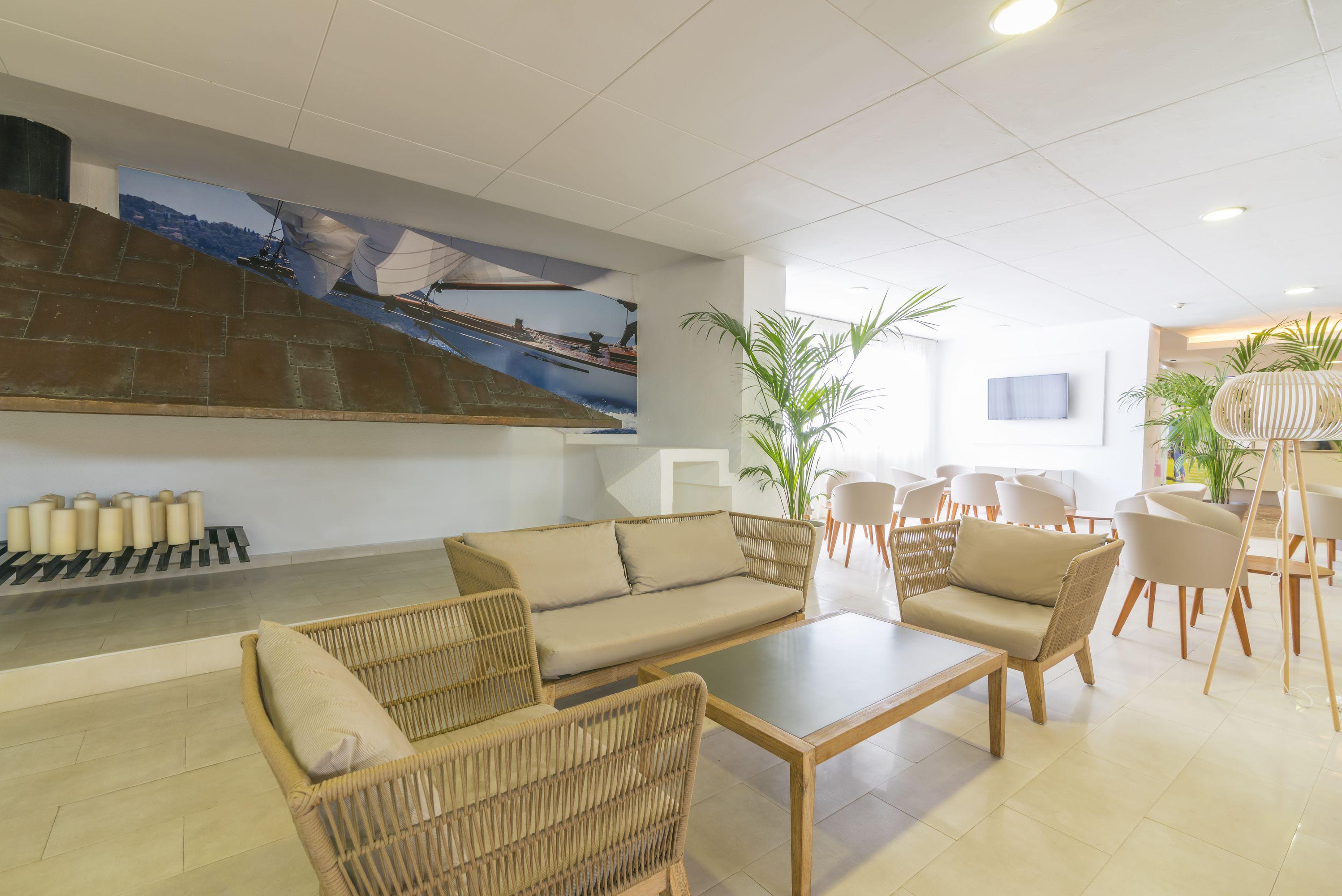 Azuline Bergantin Hotel 3*